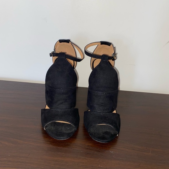 BAMBOO BLACK HEELS - Picture 2 of 10